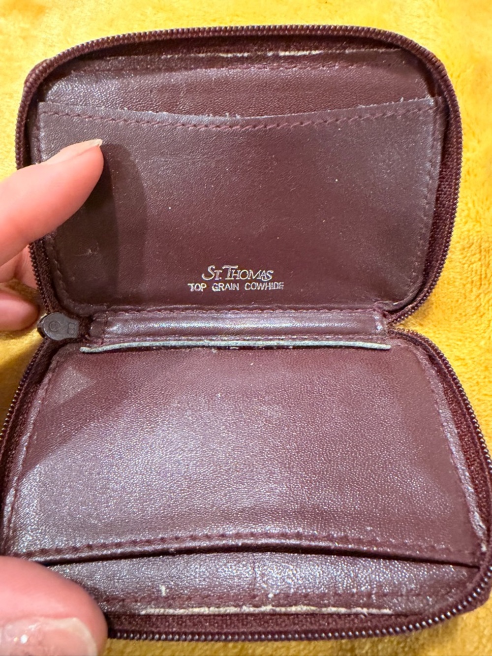 St. Thomas Burgundy Leather Zip Card Case